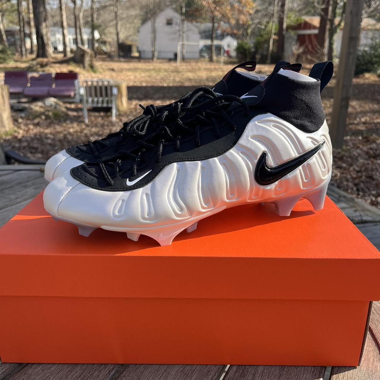 Nike Vaporposite Pro “Pearl” cleats